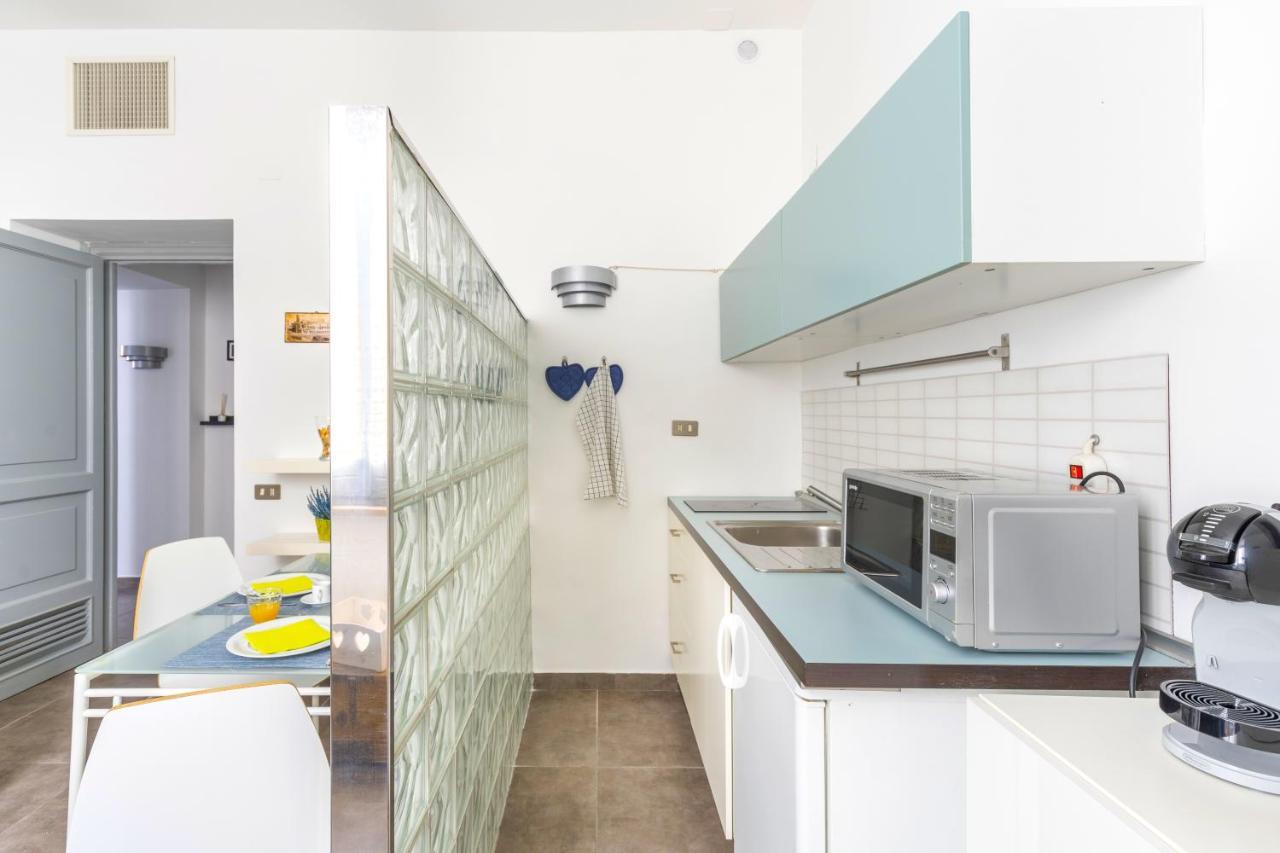 Hostly - Nicole Apartment Volturno- Full Rome Center Exterior foto